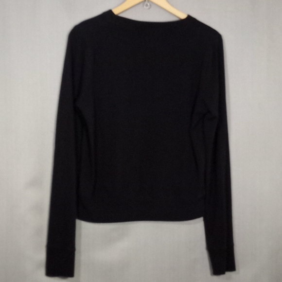 Pink Victoria's Secret size medium sweatshirt(942) - Picture 3 of 4